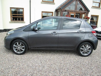 Used Toyota Yaris 2011 for sale - 78967873: Photo