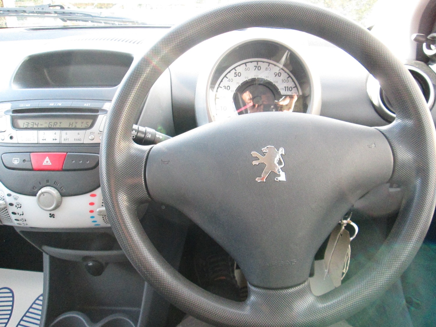 Used Peugeot 107 2011 for sale - 76374946: Photo 18