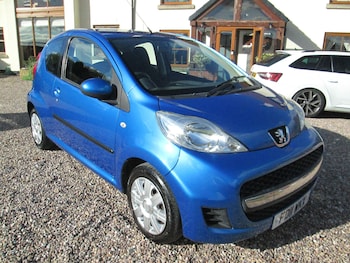 2011 (11) - 1.0 Urban 3dr