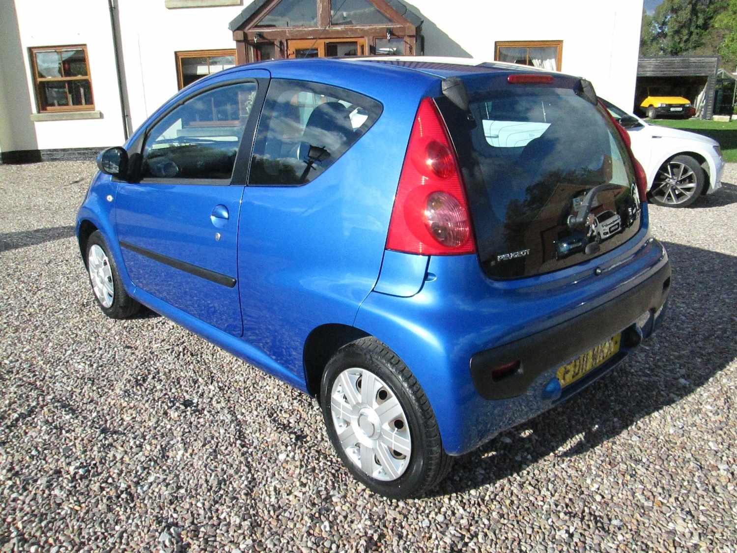 Used Peugeot 107 2011 for sale - 76374946: Photo 6