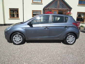 Used Hyundai i20 2009 for sale - 79499172: Photo
