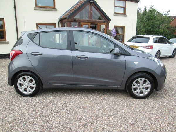 Used Hyundai i10 2014 for sale - 75556356: Photo 3