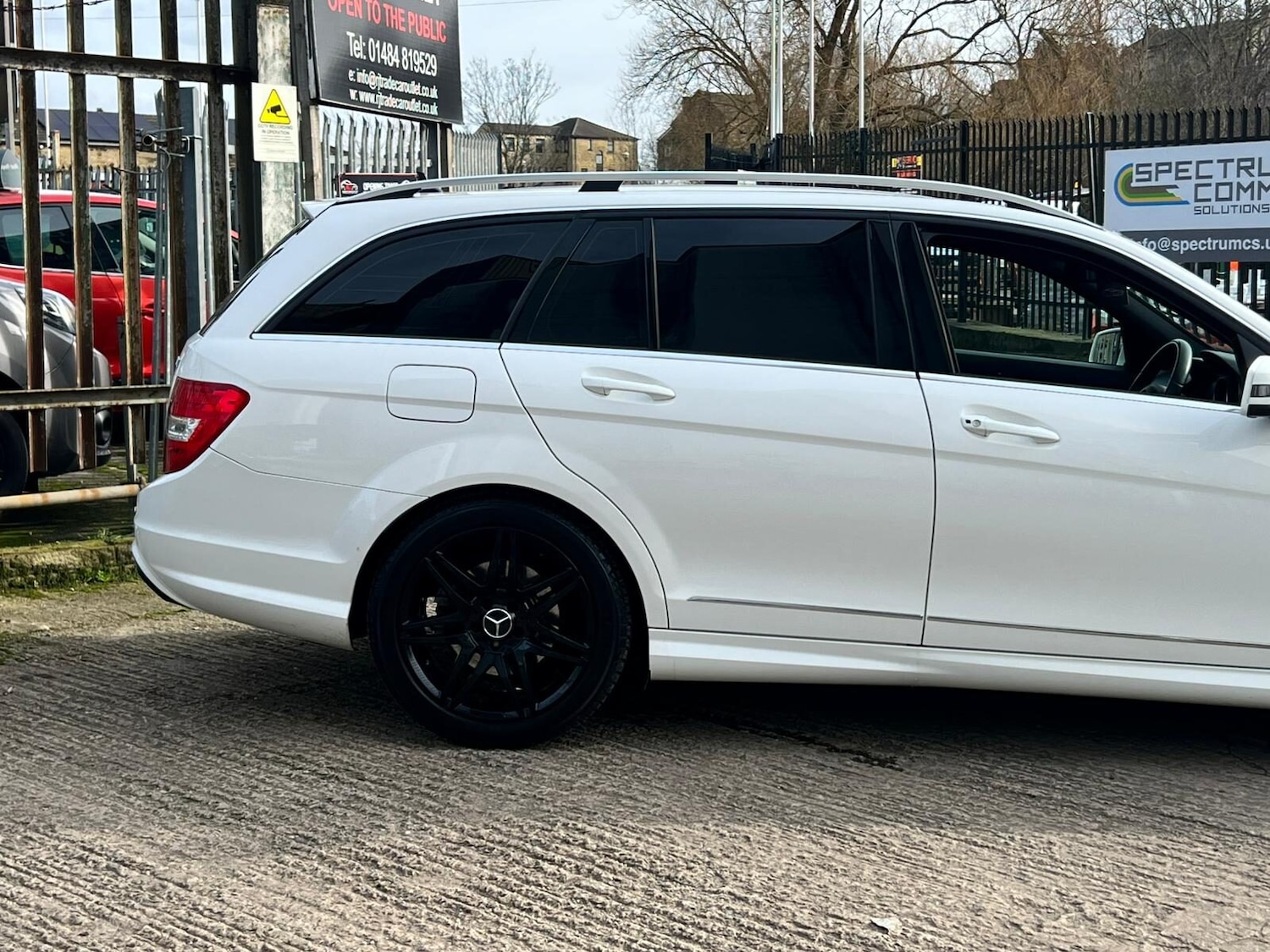 Used Mercedes-Benz C Class 2013 for sale - 77582430: Photo 14