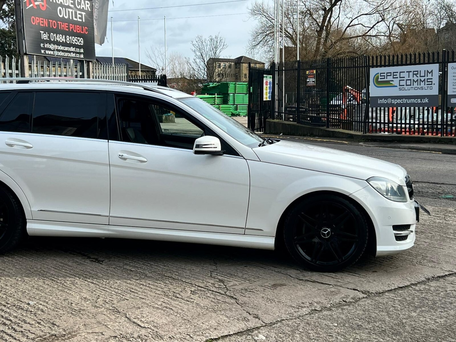 Used Mercedes-Benz C Class 2013 for sale - 77582430: Photo 15