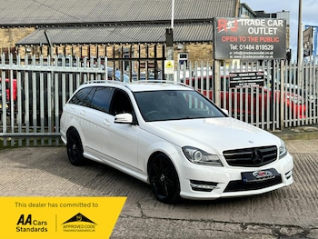 Used Mercedes-Benz C Class 2013 for sale - 77582430: Photo