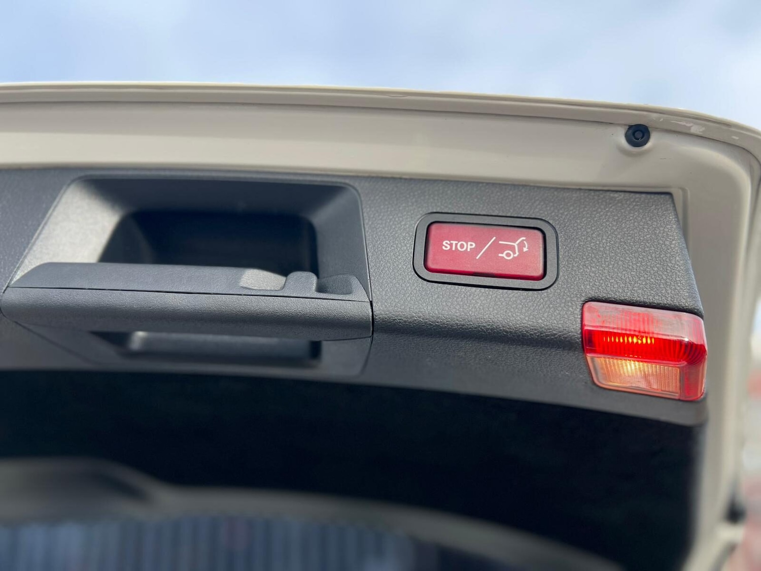 Used Mercedes-Benz C Class 2013 for sale - 77582430: Photo 25