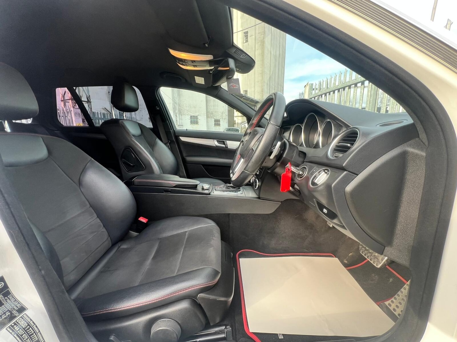 Used Mercedes-Benz C Class 2013 for sale - 77582430: Photo 30