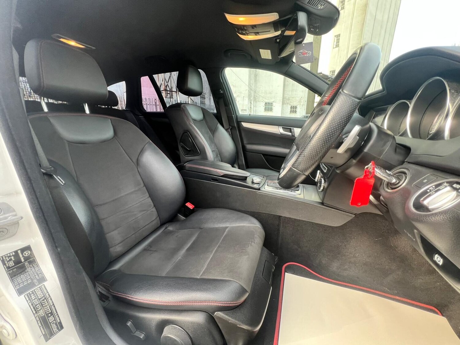 Used Mercedes-Benz C Class 2013 for sale - 77582430: Photo 31