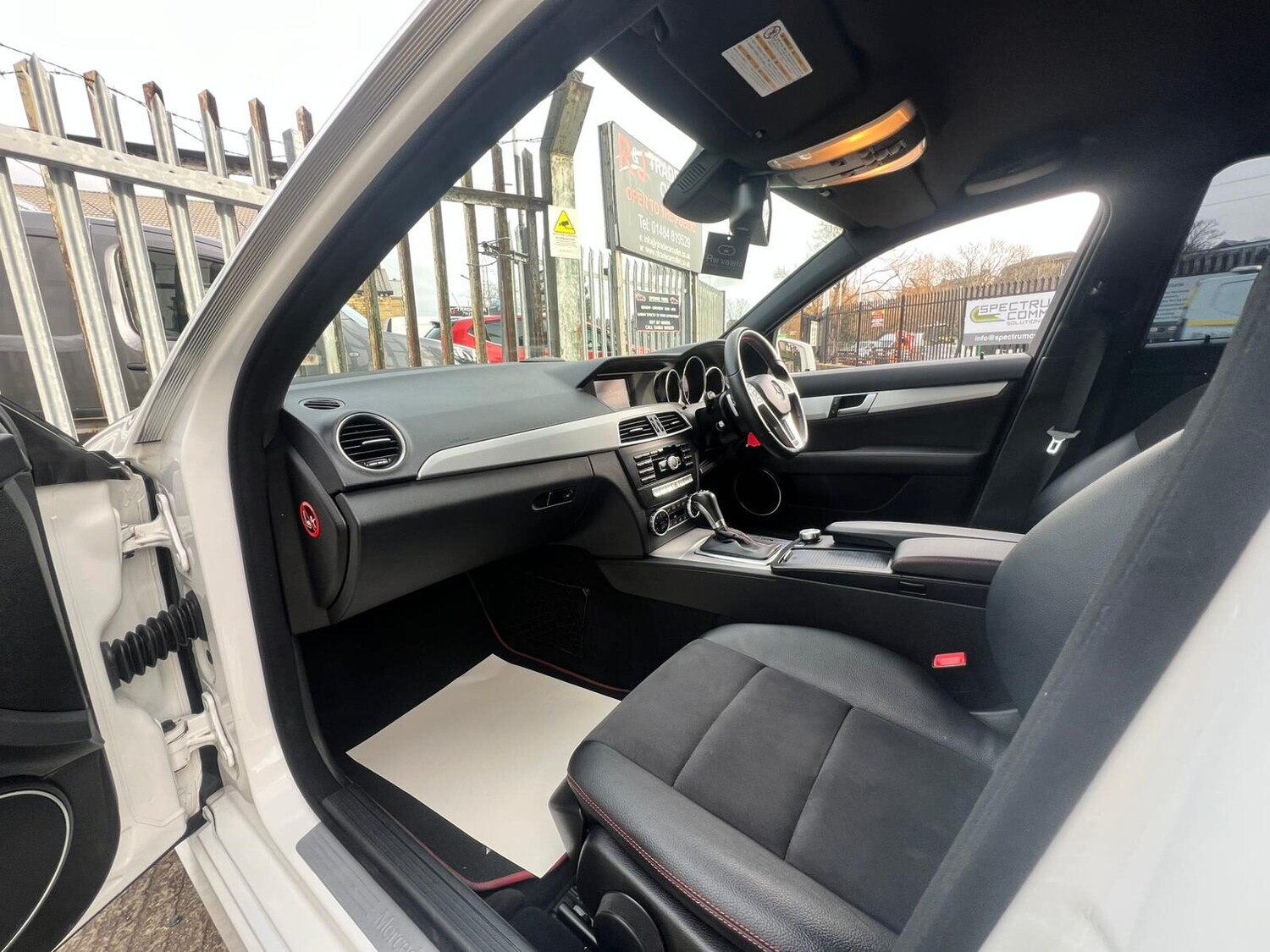 Used Mercedes-Benz C Class 2013 for sale - 77582430: Photo 54