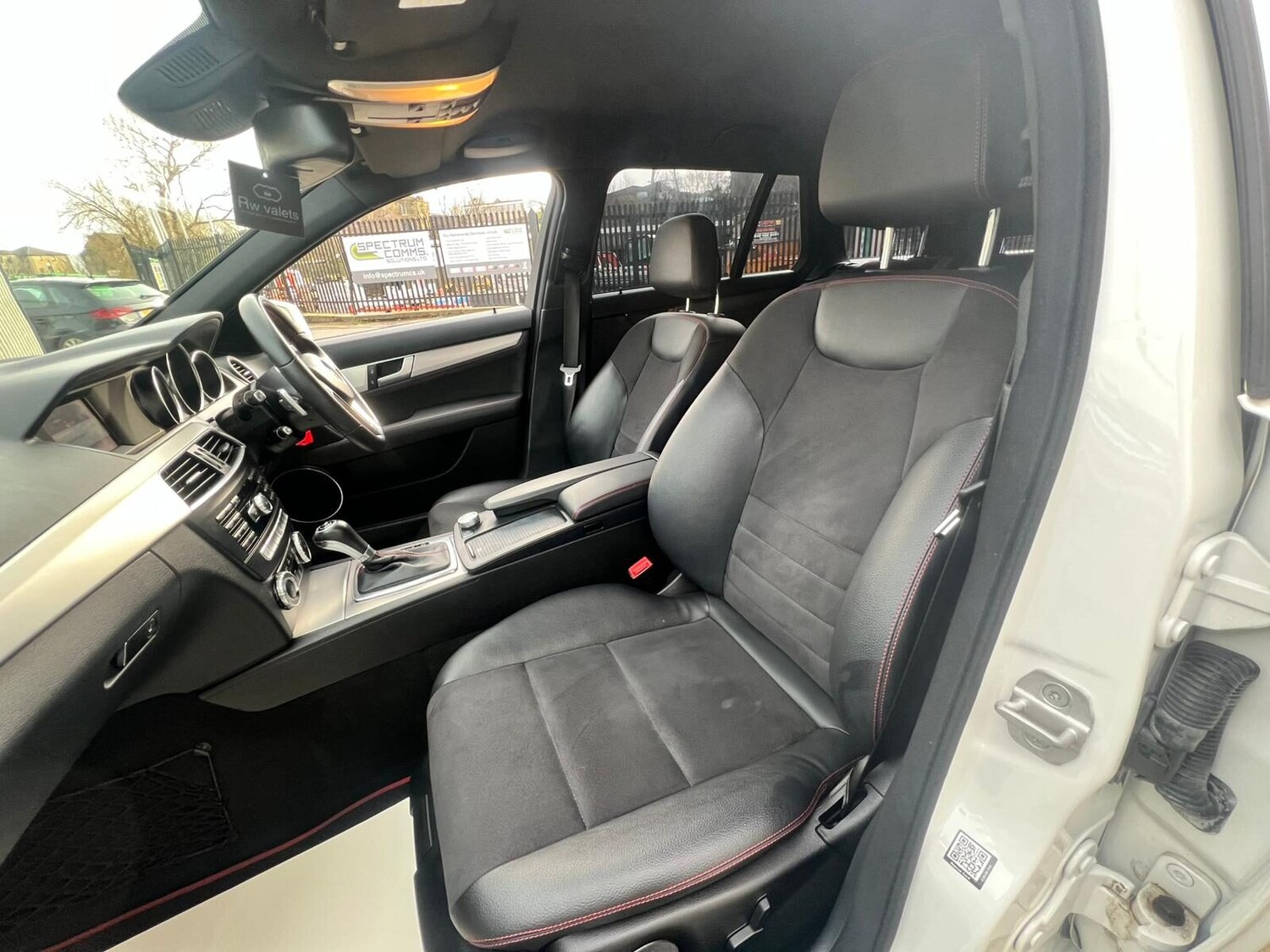 Used Mercedes-Benz C Class 2013 for sale - 77582430: Photo 57