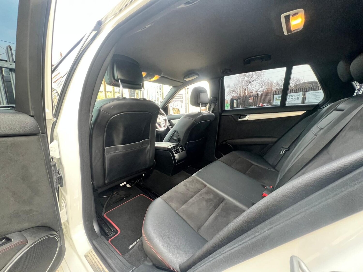 Used Mercedes-Benz C Class 2013 for sale - 77582430: Photo 61