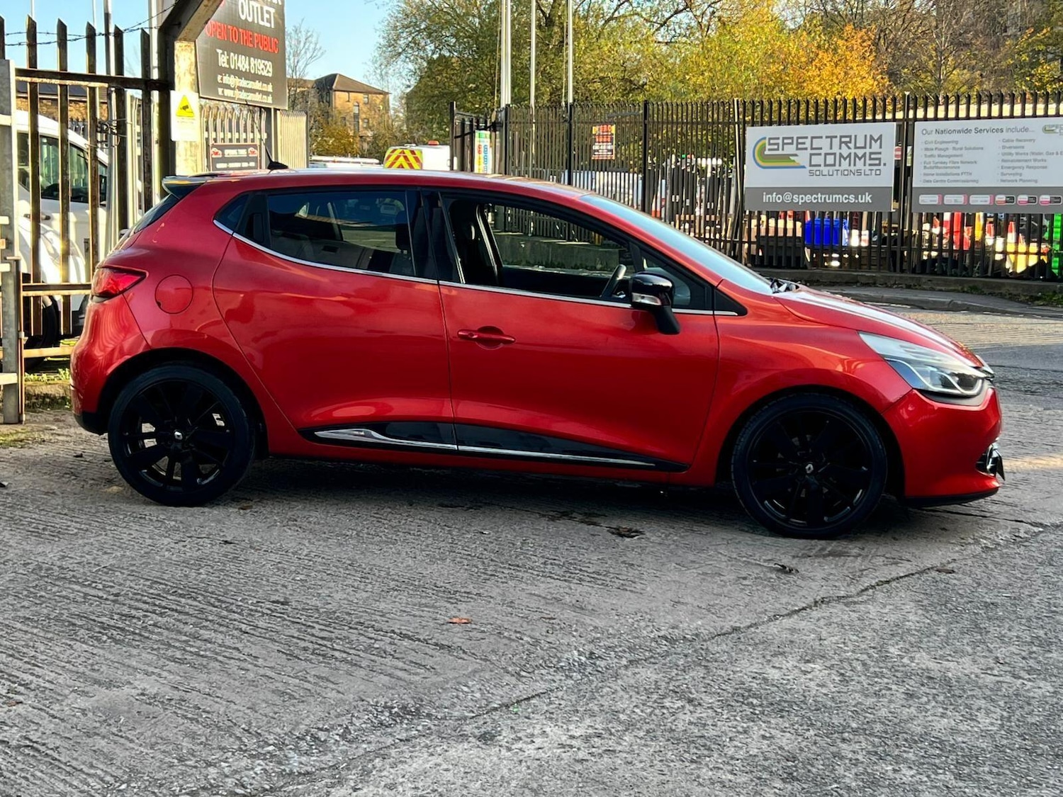 Used Renault Clio 2014 for sale - 76994462: Photo 12