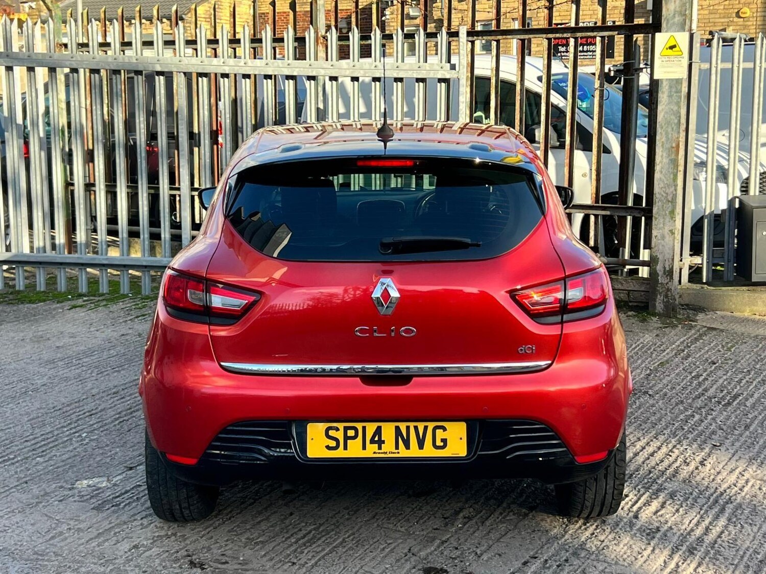 Used Renault Clio 2014 for sale - 76994462: Photo 21