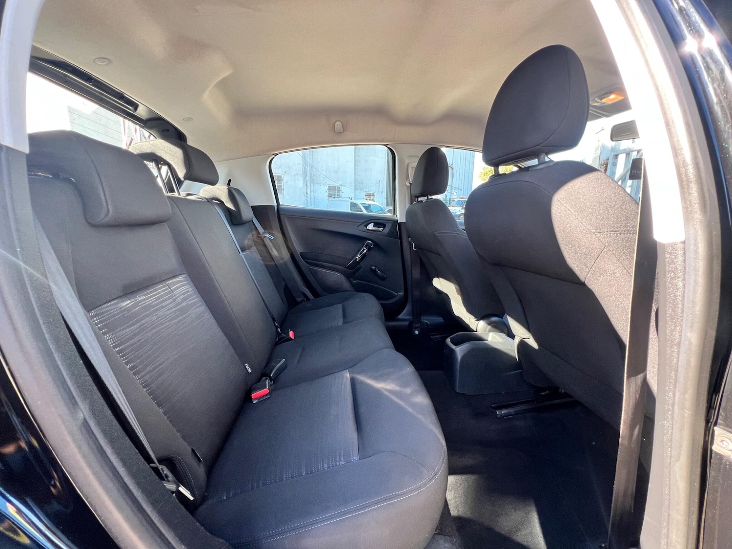Vehicle 33