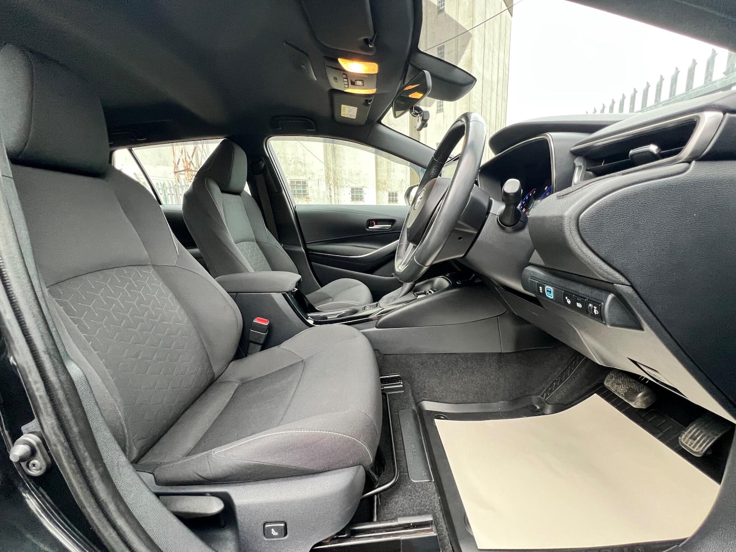 Used Toyota Corolla 2019 for sale - 77155697: Photo 30