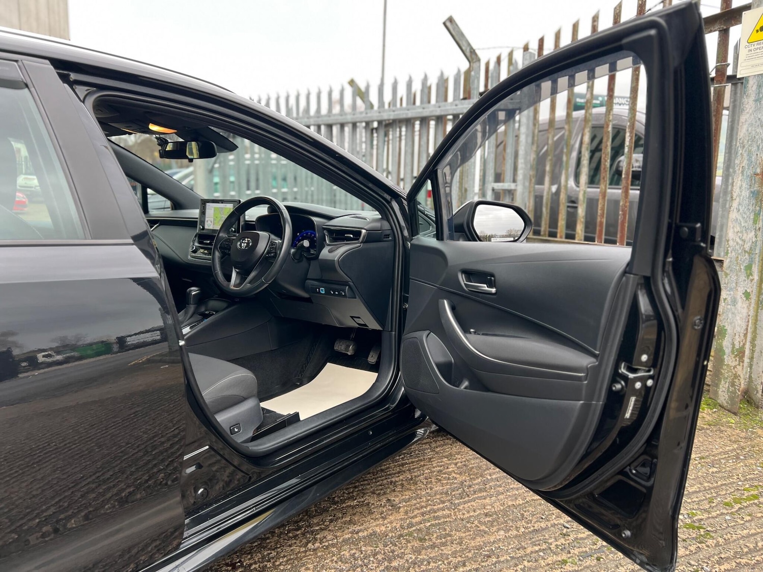 Used Toyota Corolla 2019 for sale - 77155697: Photo 50