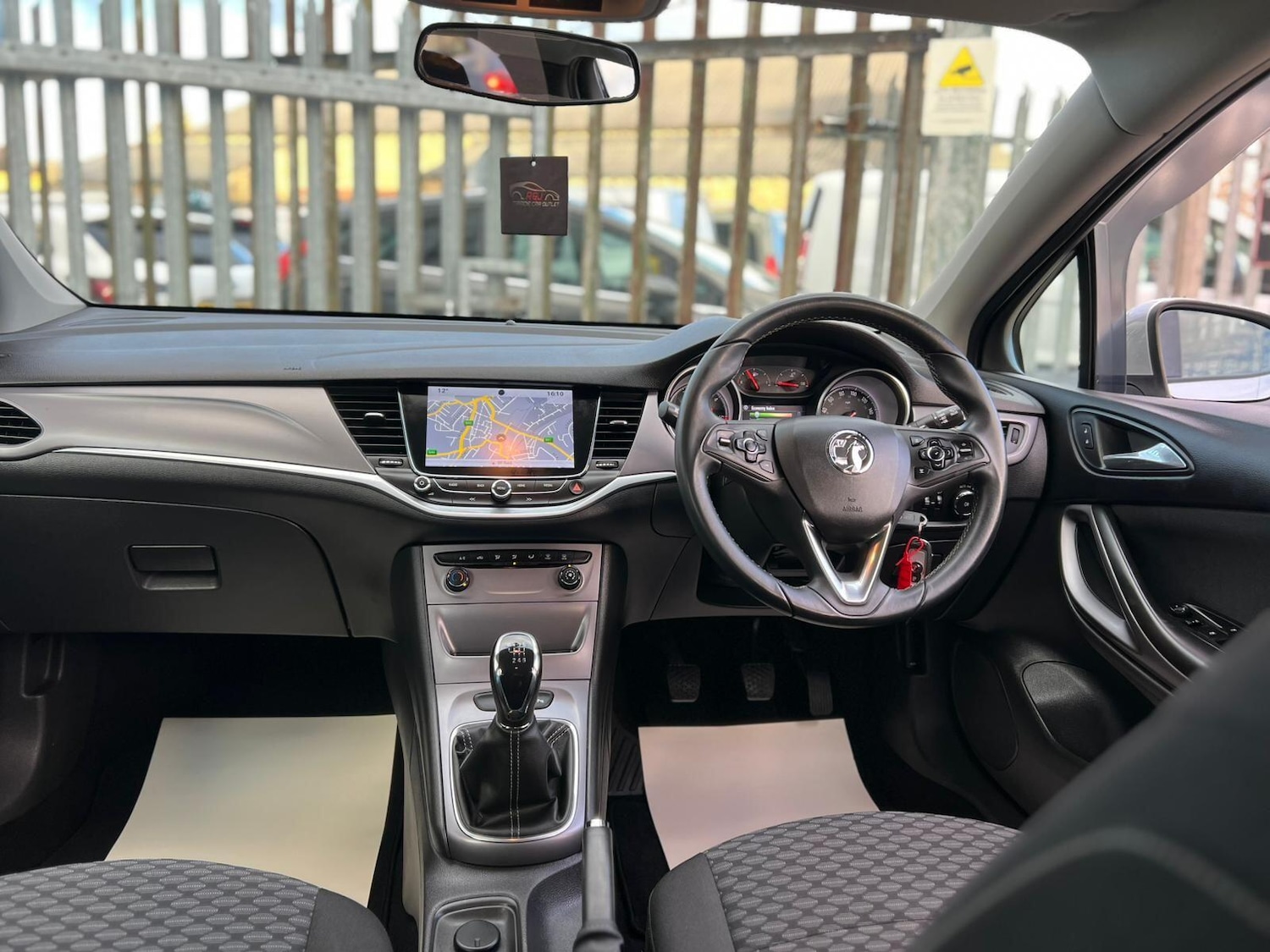 Used Vauxhall Astra for sale - 76408512: Photo 29