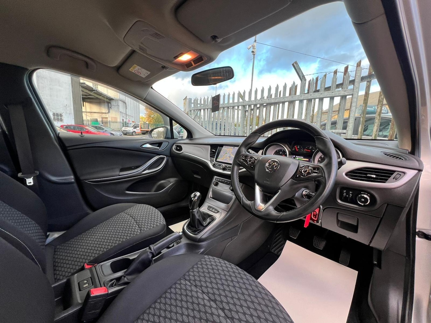 Used Vauxhall Astra for sale - 76408512: Photo 35