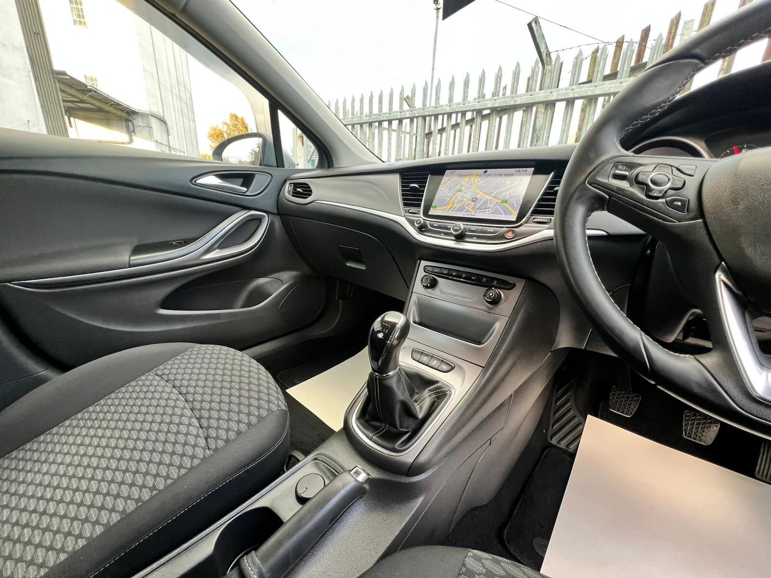 Used Vauxhall Astra for sale - 76408512: Photo 40