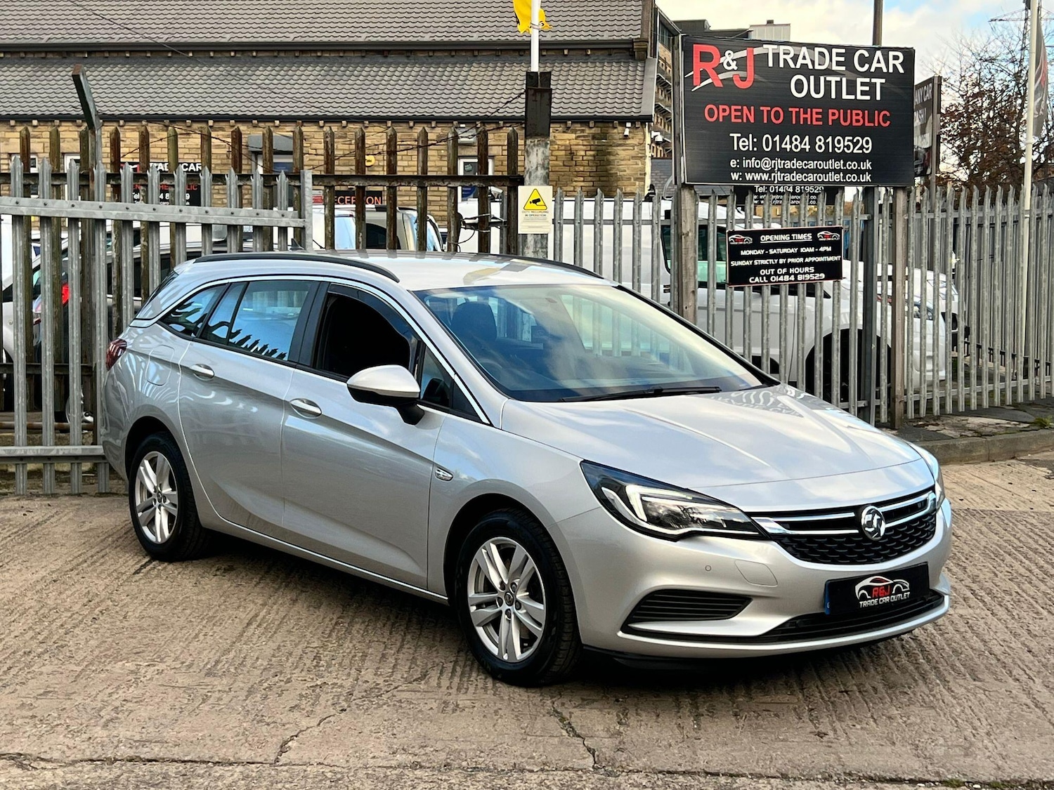 Used Vauxhall Astra for sale - 76408512: Photo 5