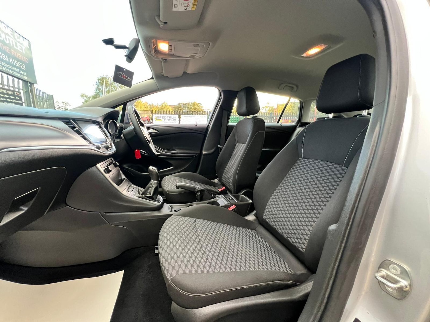 Used Vauxhall Astra for sale - 76408512: Photo 53