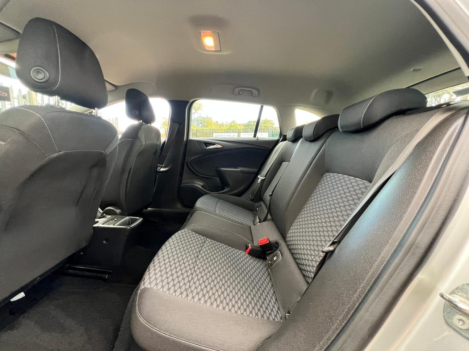 Used Vauxhall Astra for sale - 76408512: Photo 59