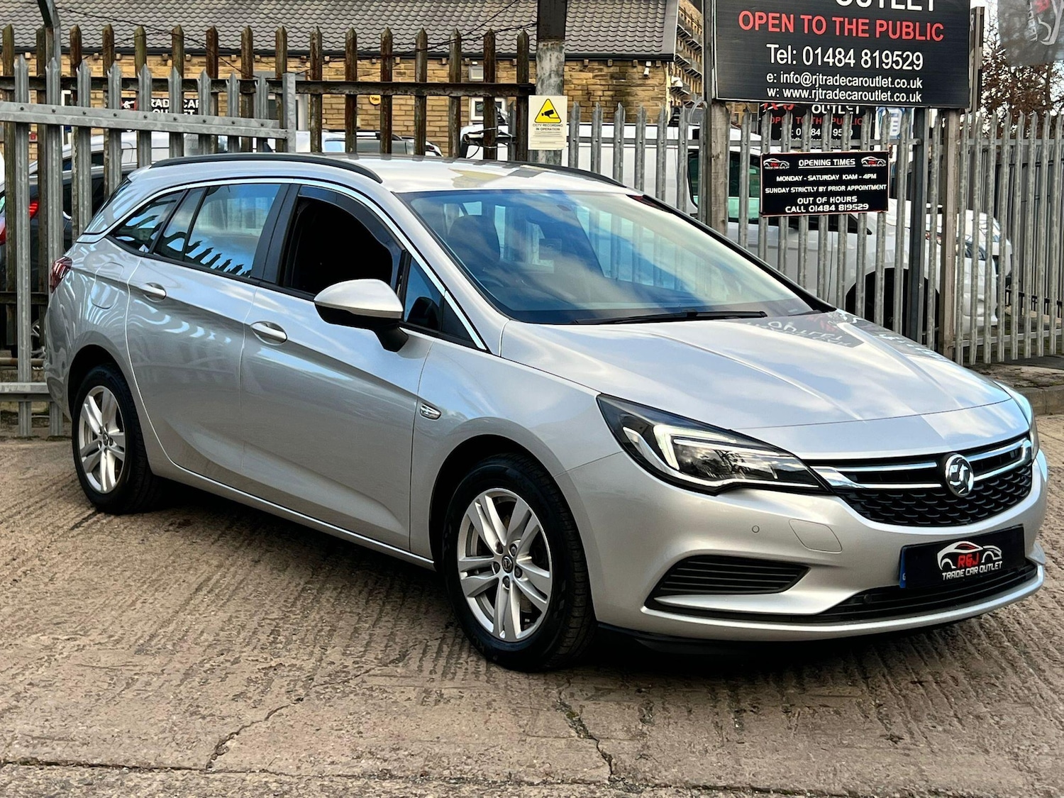 Used Vauxhall Astra for sale - 76408512: Photo 6