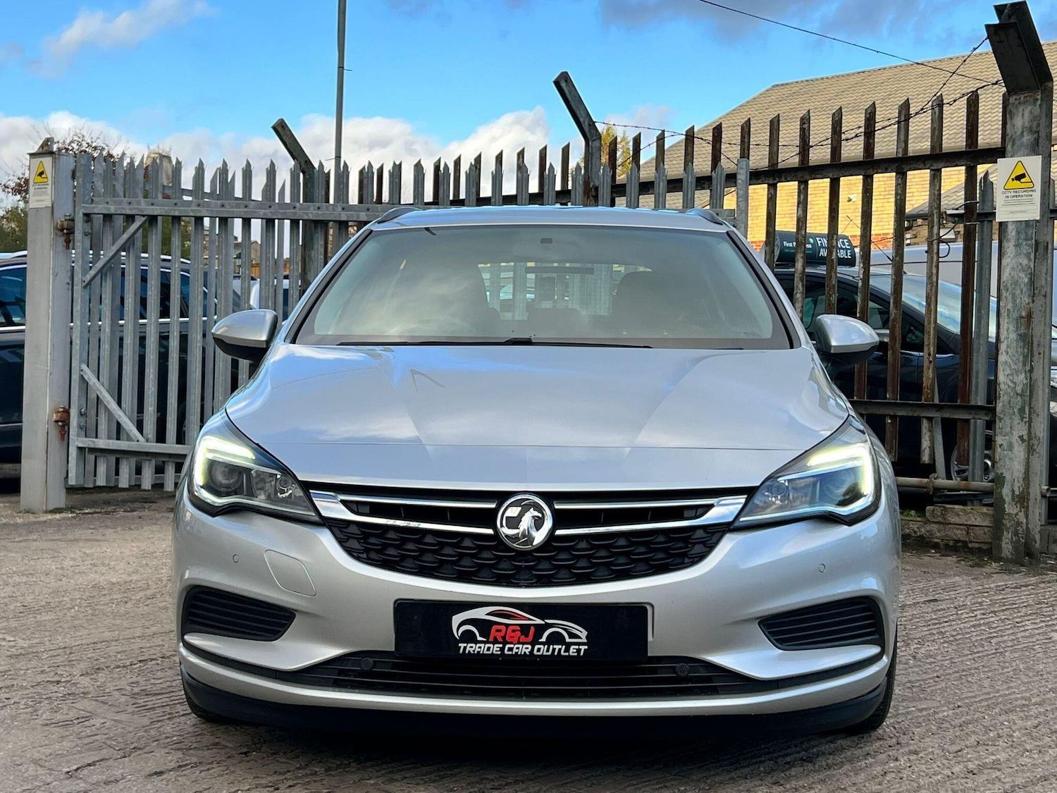 Used Vauxhall Astra for sale - 76408512: Photo 8