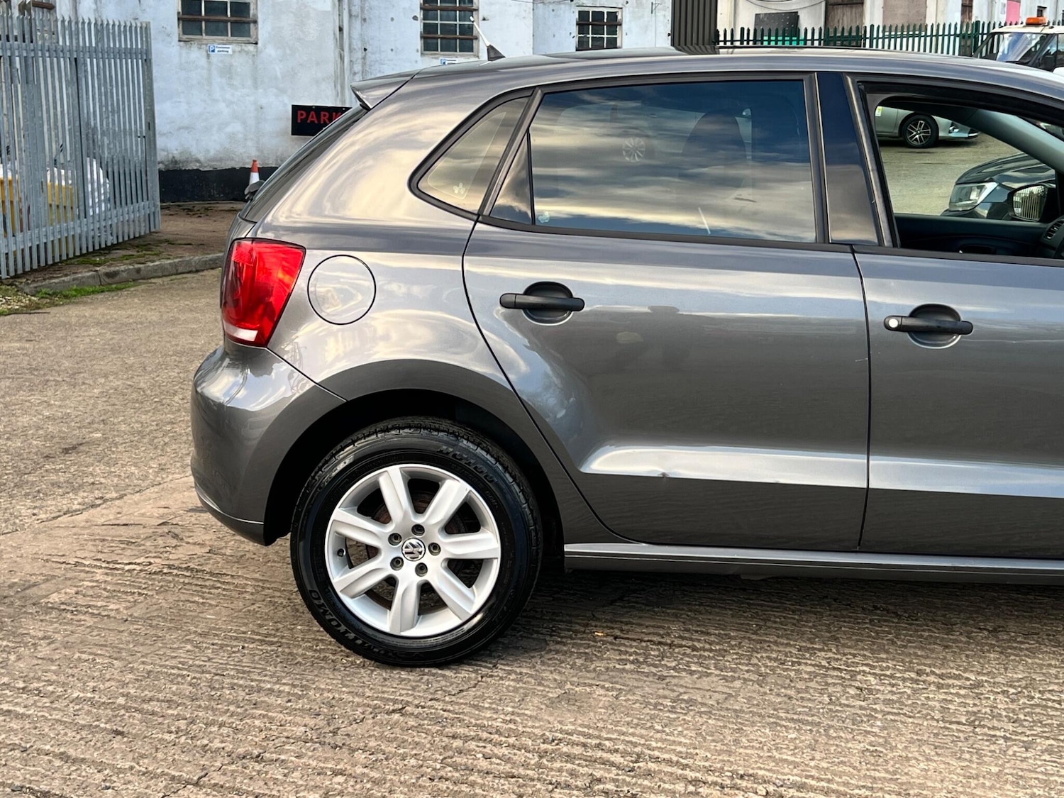 Used Volkswagen Polo 2012 for sale - 77015545: Photo 18