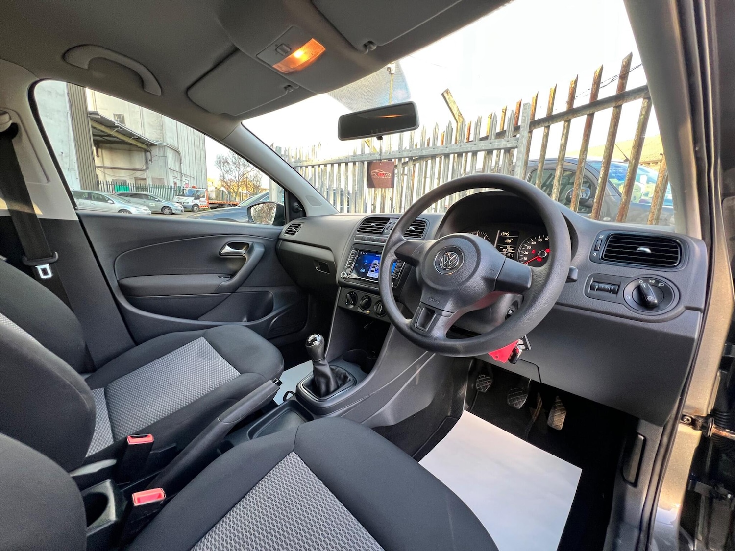 Used Volkswagen Polo 2012 for sale - 77015545: Photo 32