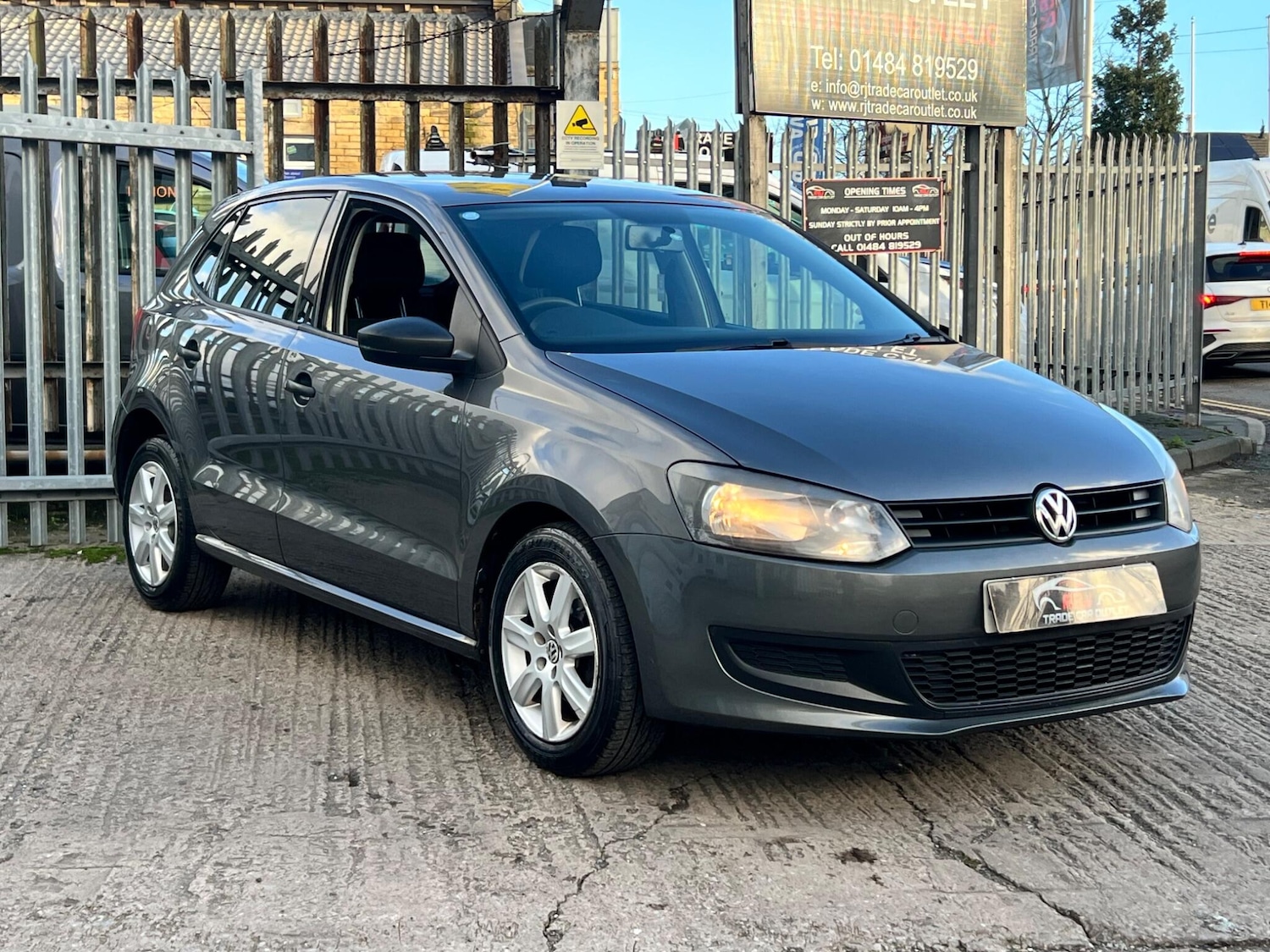 Used Volkswagen Polo 2012 for sale - 77015545: Photo 4