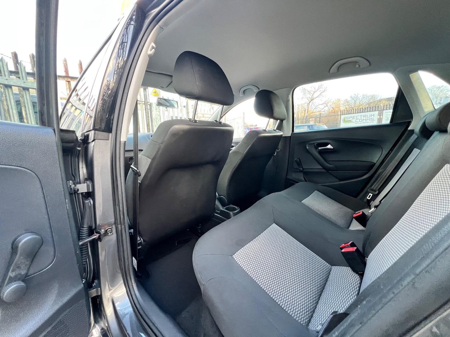 Used Volkswagen Polo 2012 for sale - 77015545: Photo 53