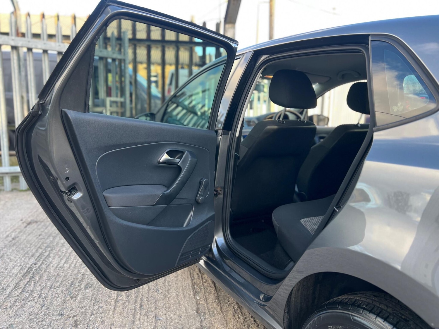 Used Volkswagen Polo 2012 for sale - 77015545: Photo 56