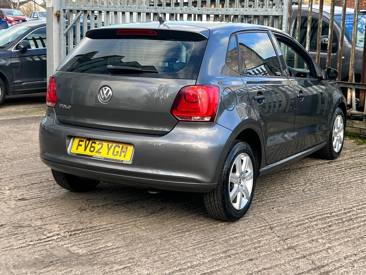 Used Volkswagen Polo 2012 for sale - 77015545: Photo 9