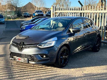 Used Renault Clio 2018 for sale - 75552882: Photo