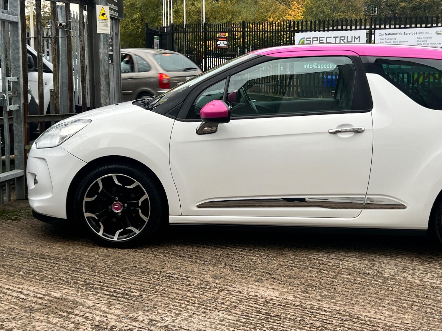 Used Citroen DS3 2014 for sale - 76485653: Photo 17