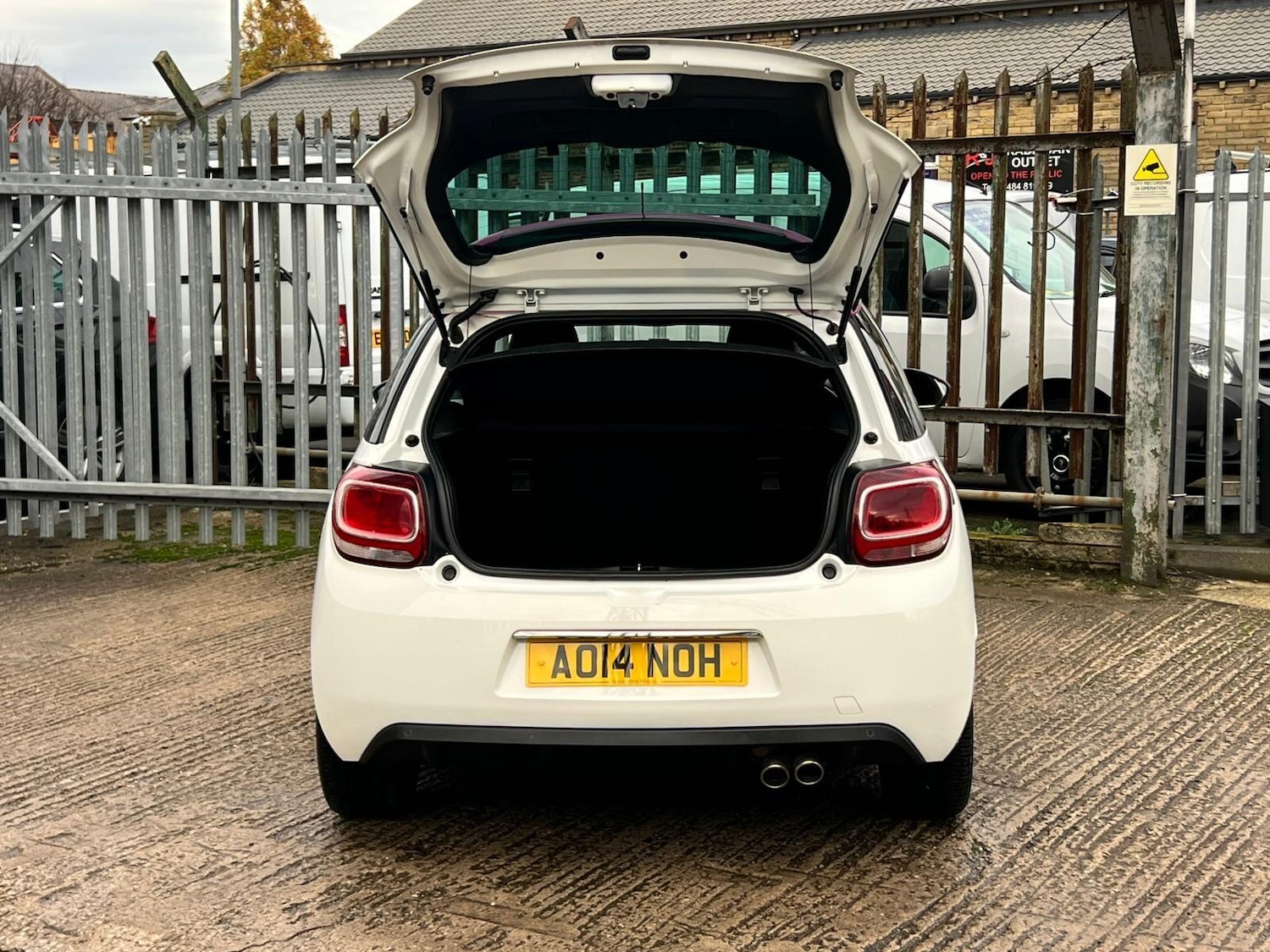 Used Citroen DS3 2014 for sale - 76485653: Photo 22