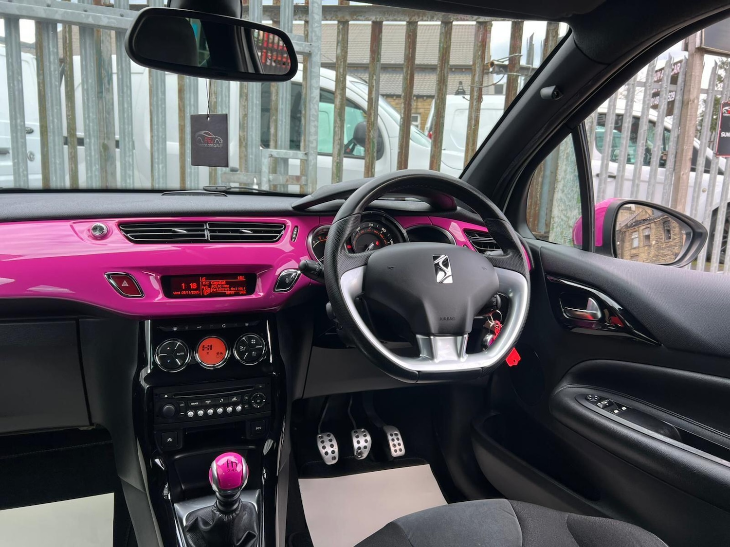 Used Citroen DS3 2014 for sale - 76485653: Photo 27