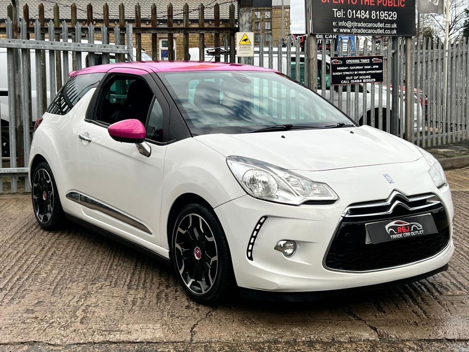 Used Citroen DS3 2014 for sale - 76485653: Photo 4