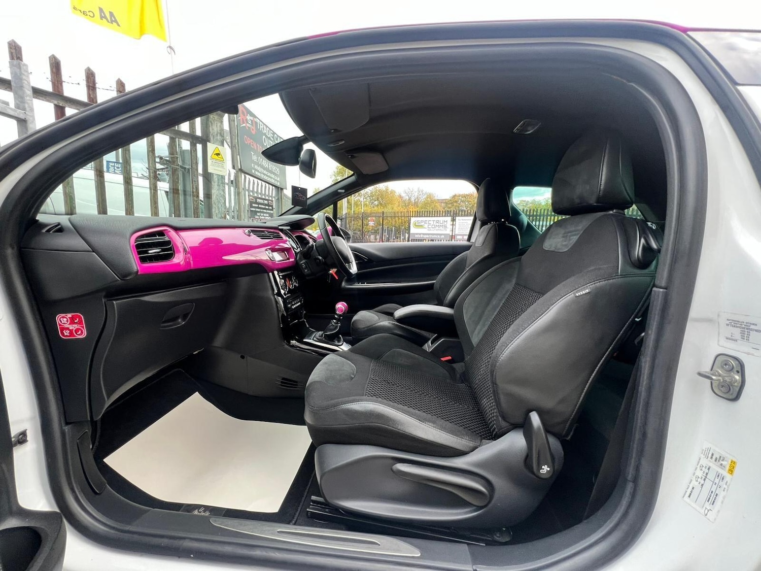 Used Citroen DS3 2014 for sale - 76485653: Photo 50