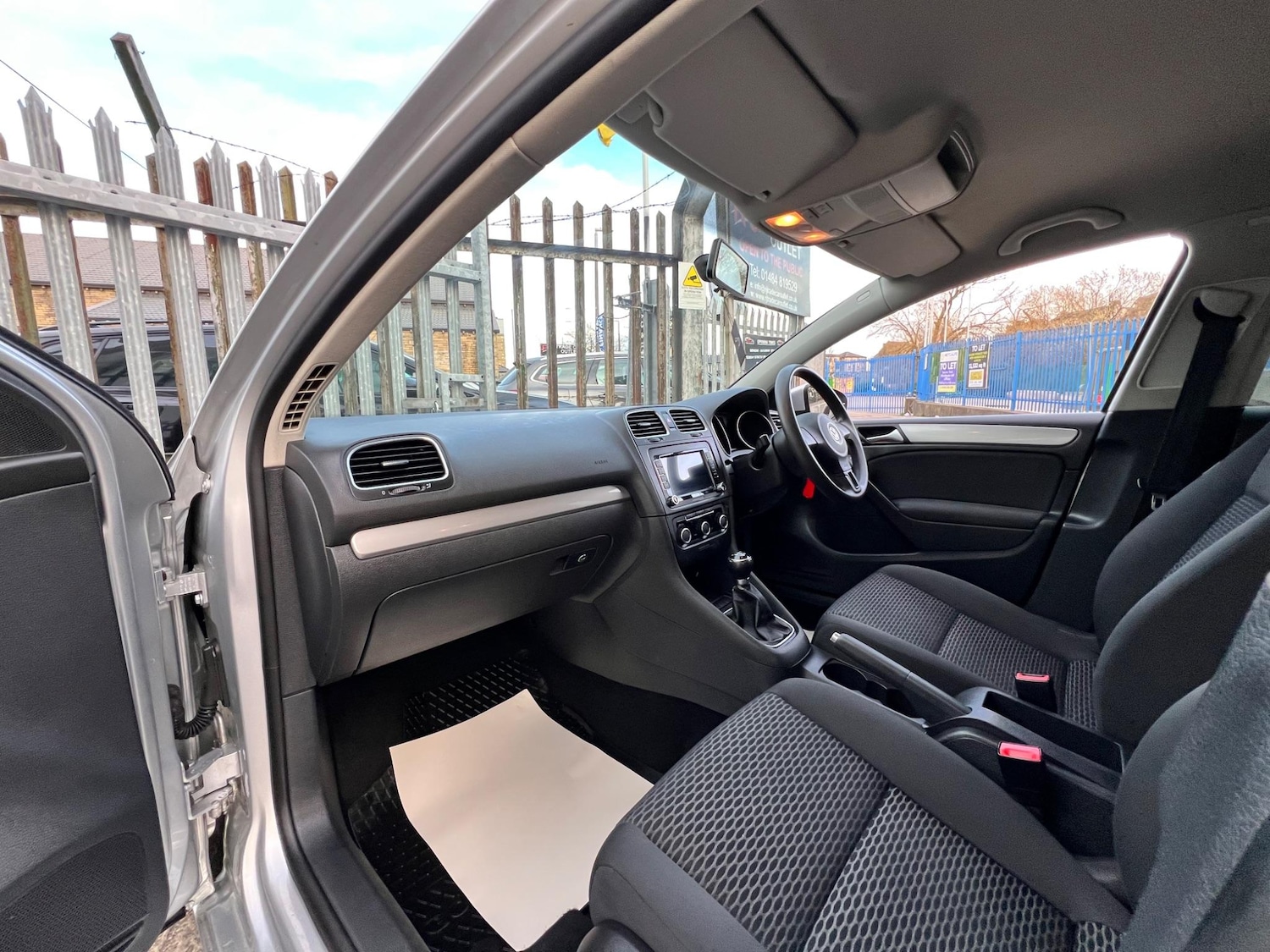 Used Volkswagen Golf for sale - 77049801: Photo 44