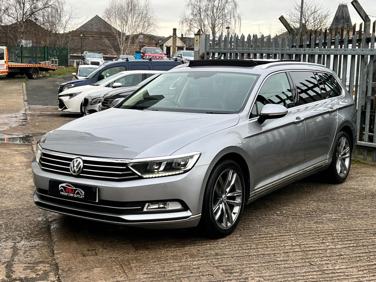 Used Volkswagen Passat 2018 for sale - 77249701: Photo 3