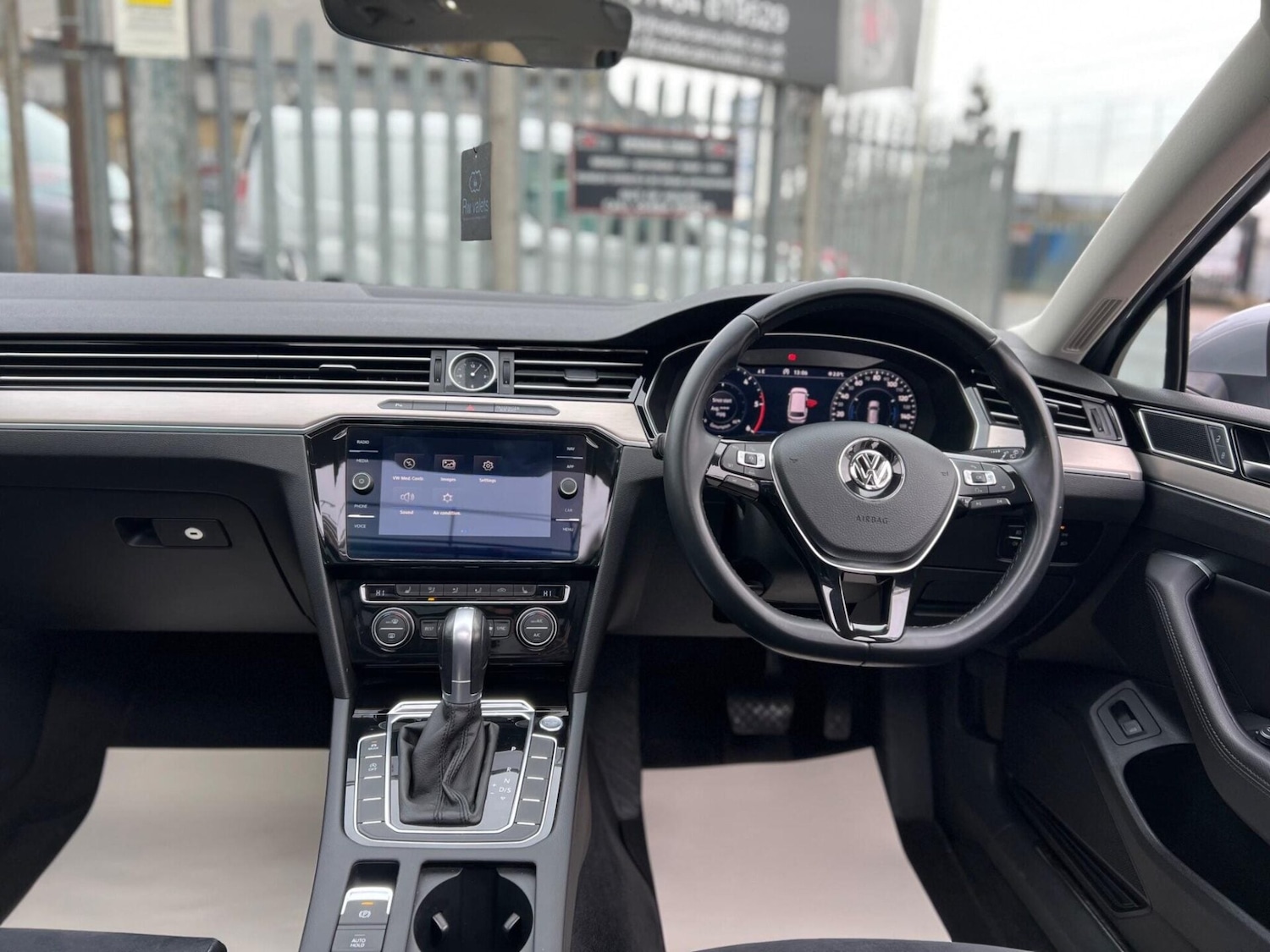 Used Volkswagen Passat 2018 for sale - 77249701: Photo 31