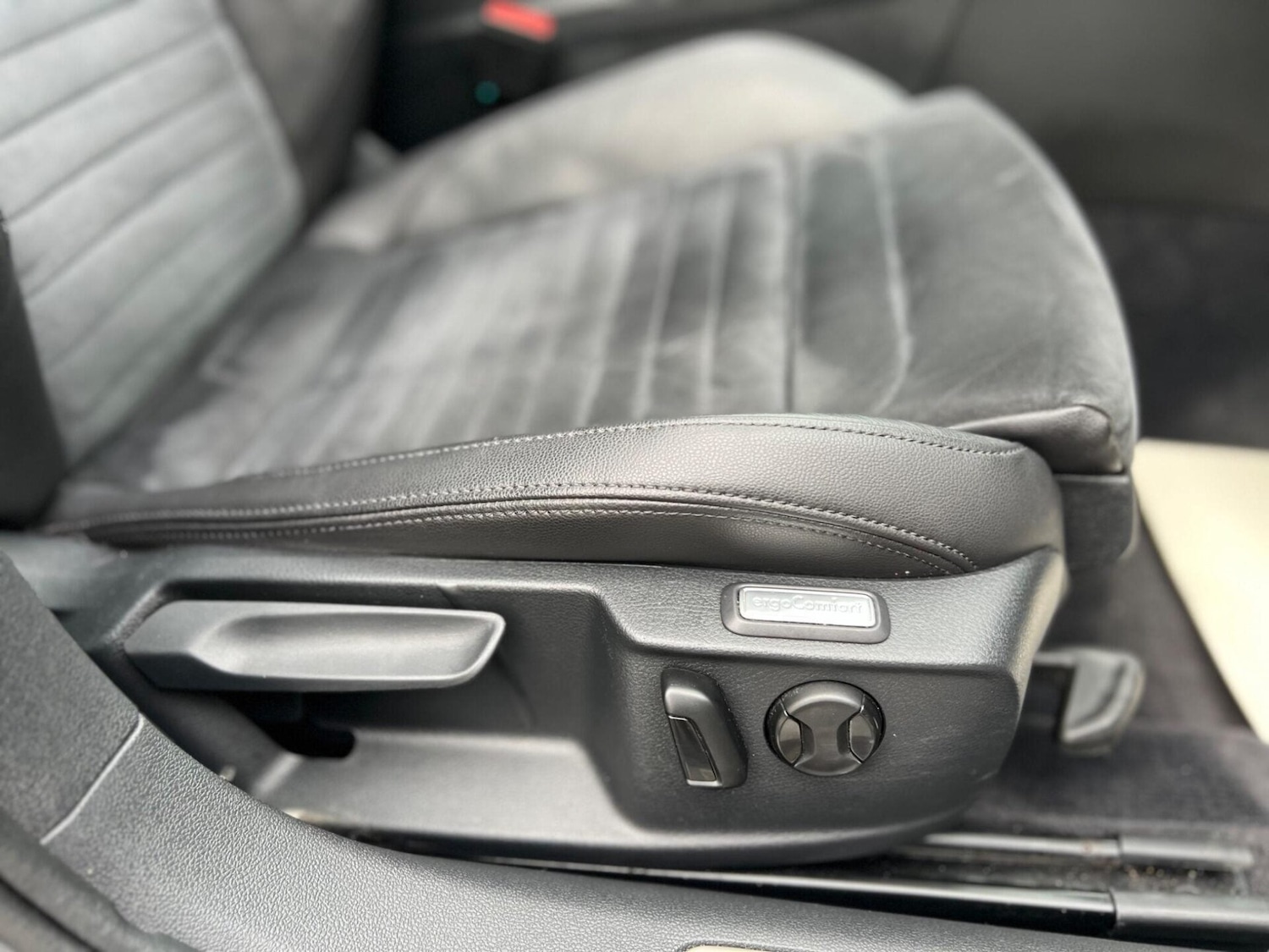 Used Volkswagen Passat 2018 for sale - 77249701: Photo 36