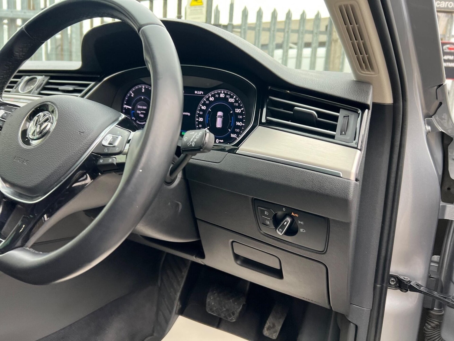 Used Volkswagen Passat 2018 for sale - 77249701: Photo 41