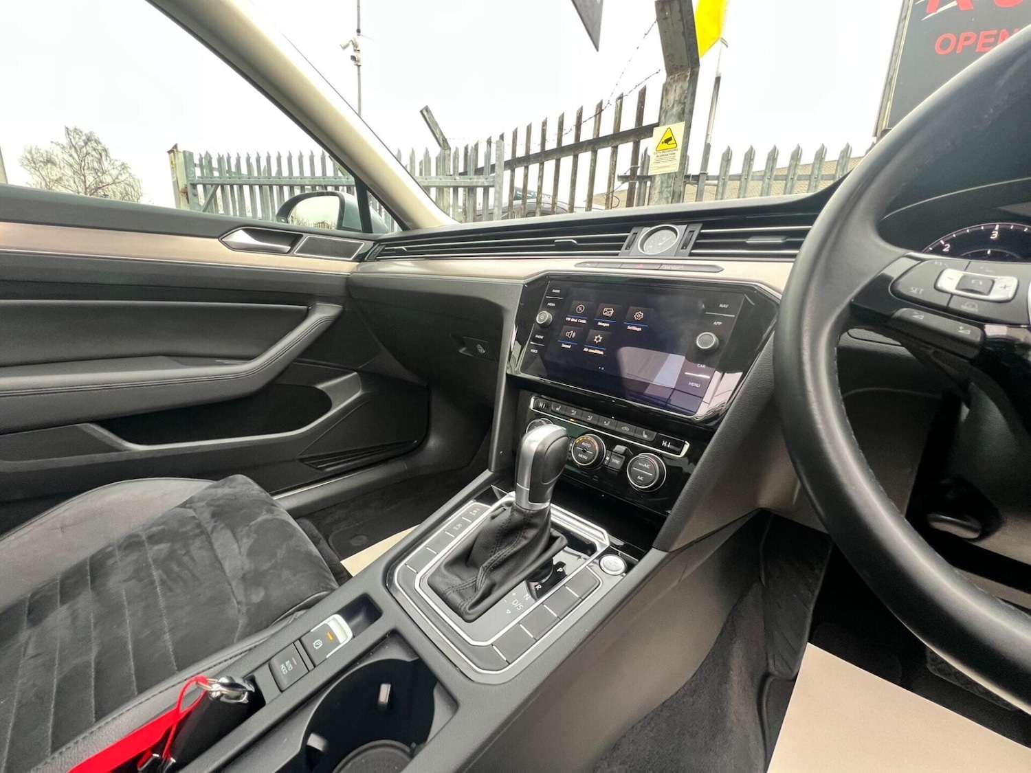 Used Volkswagen Passat 2018 for sale - 77249701: Photo 47