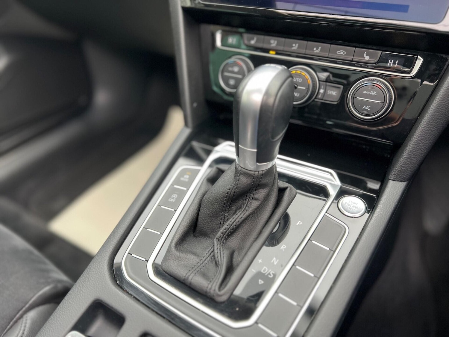 Used Volkswagen Passat 2018 for sale - 77249701: Photo 53