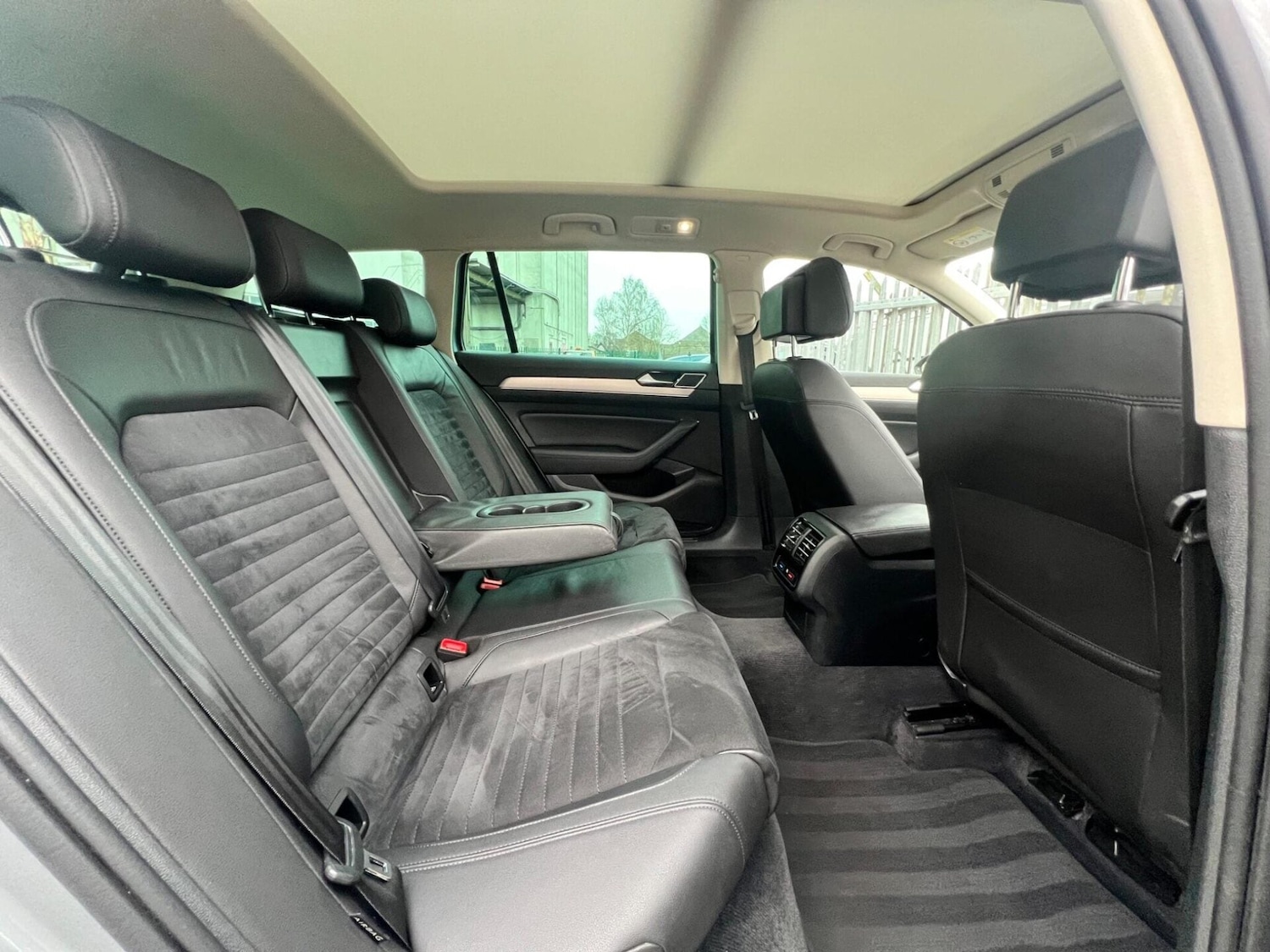 Used Volkswagen Passat 2018 for sale - 77249701: Photo 65