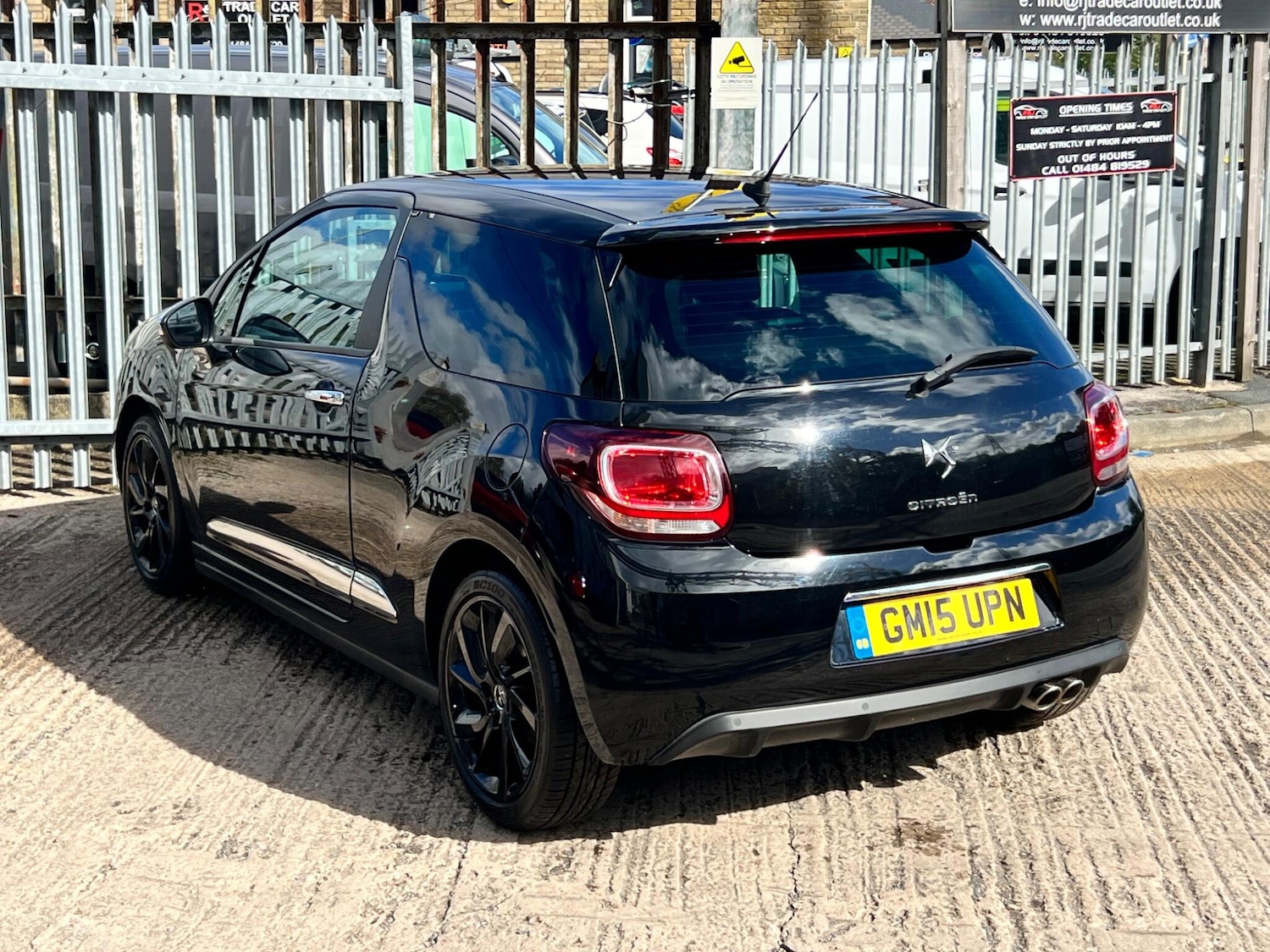 Used Citroen DS3 2015 for sale - 76001149: Photo 11