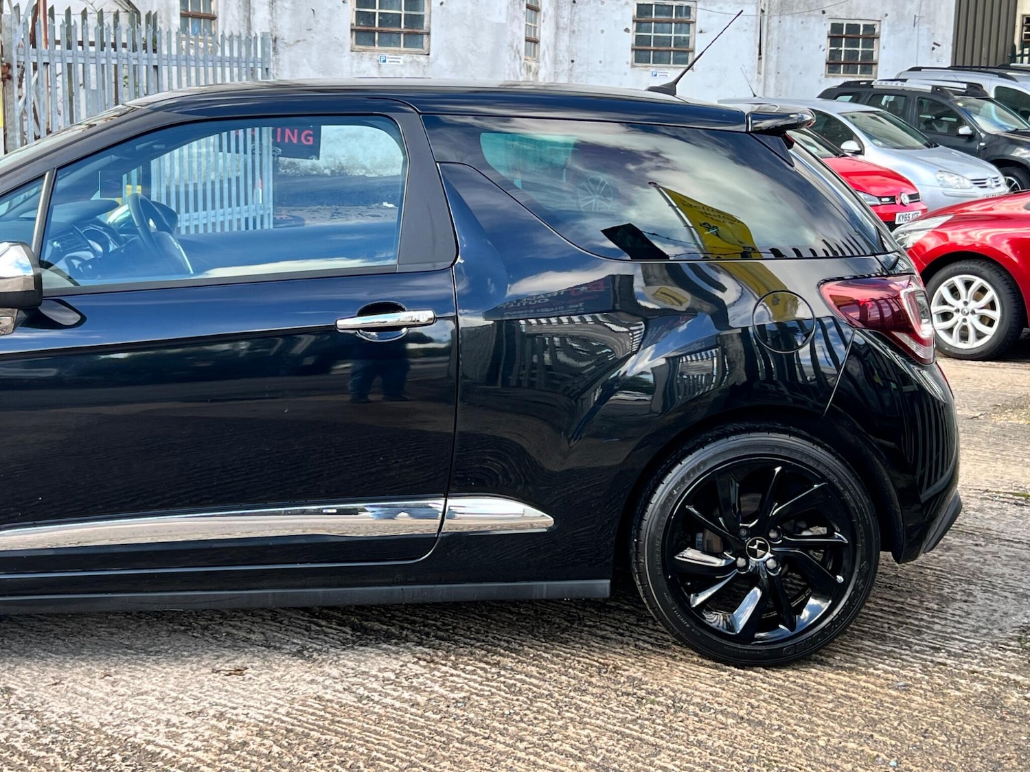 Used Citroen DS3 2015 for sale - 76001149: Photo 19
